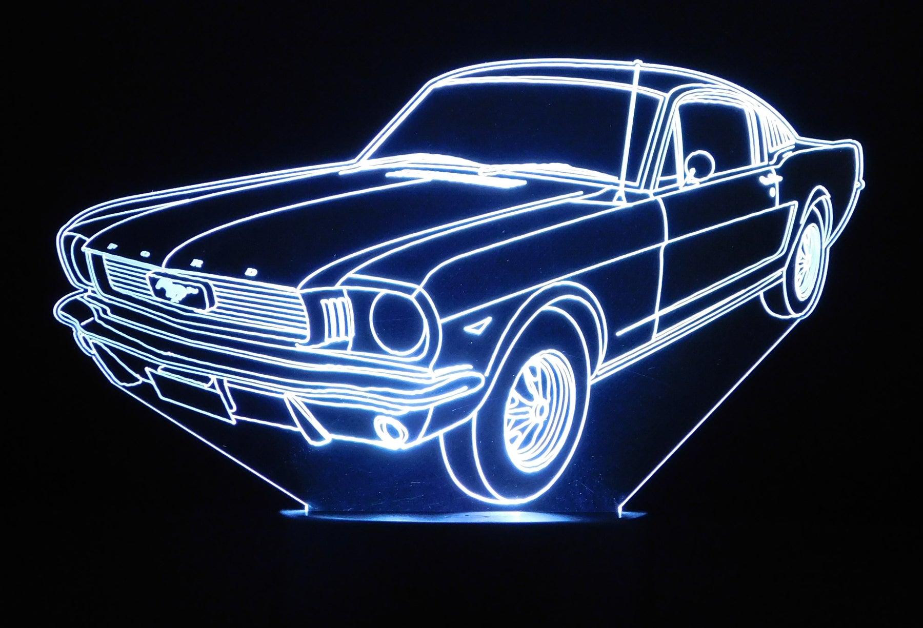 Mustang Fastback 2+2 1966 3-D Optical Illusion Multicolored Light