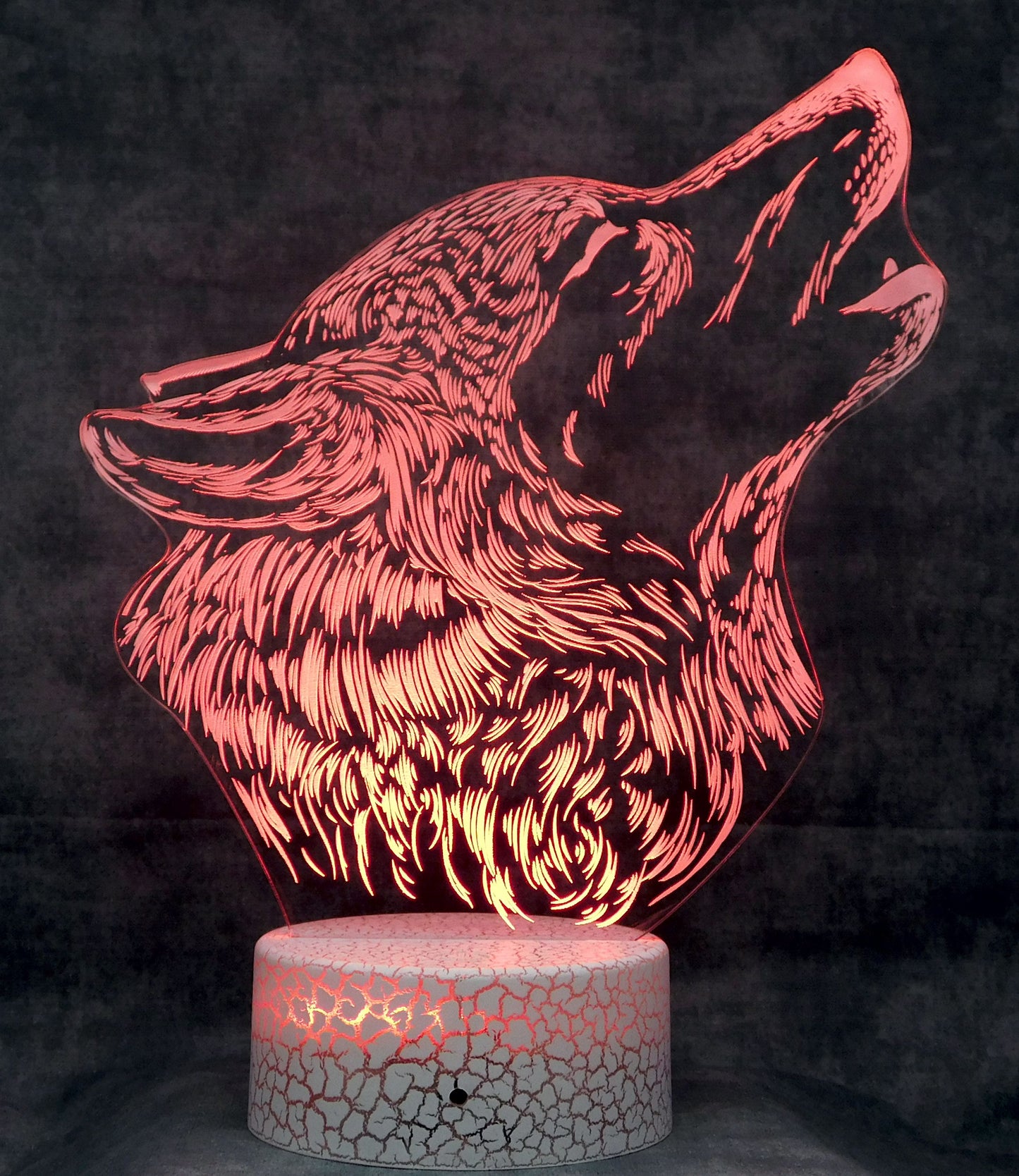 Wolf Howling 3-D Optical Illusion Multicolored Lamp