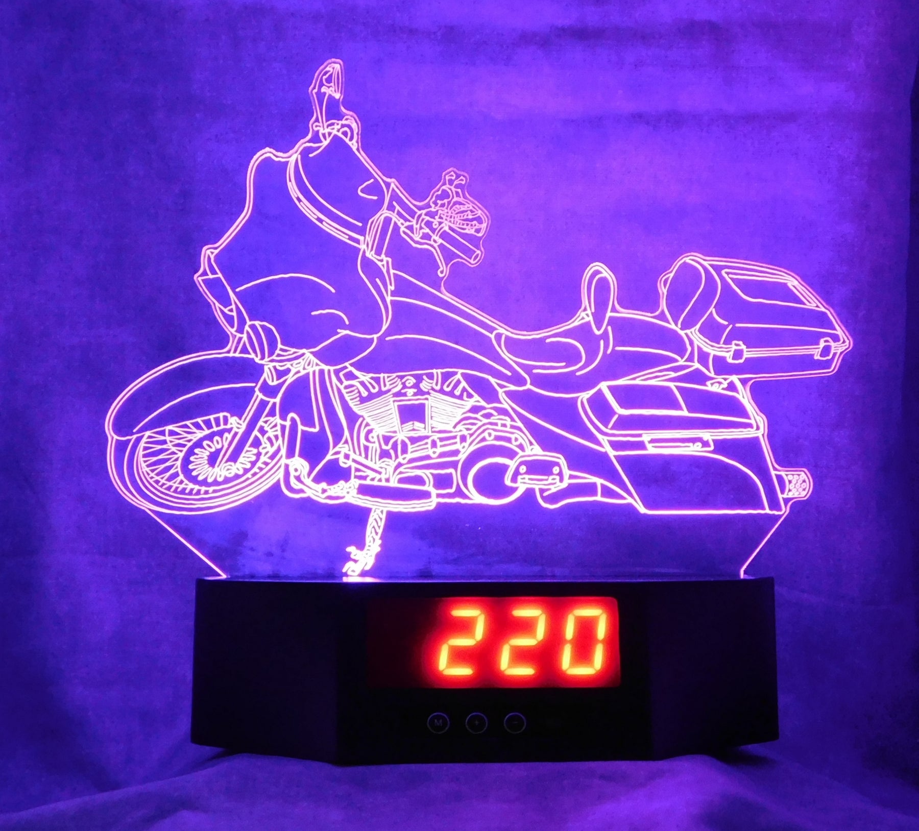 H-D Screaming Eagle 3-D Optical Illusion Multicolored LED Clock/Lamp