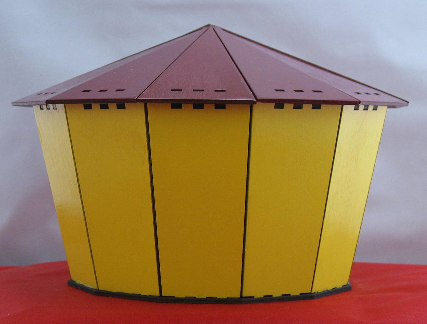 Round Birdhouse Kit