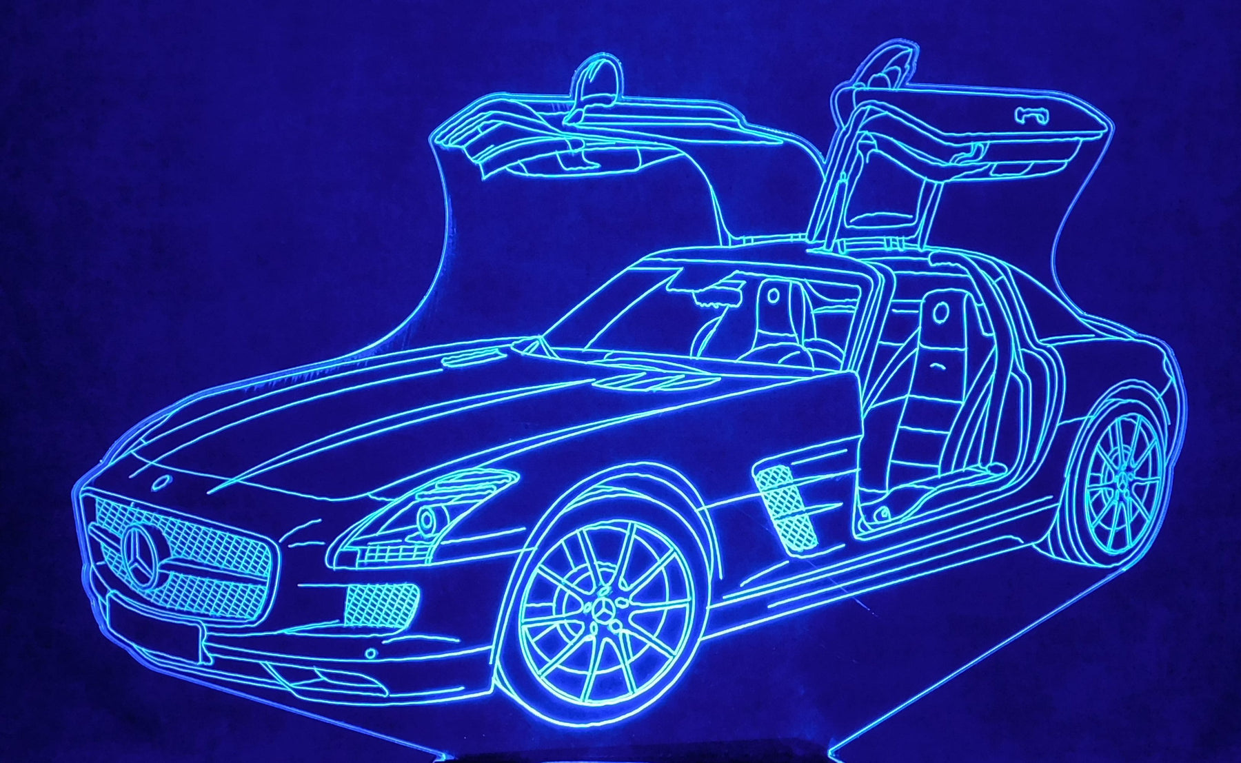 Mercedes 2013 SLS 3-D Optical Illusion Multicolored Light