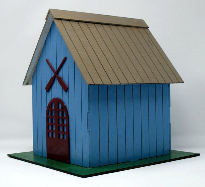 Sparrow Squeeze Inn Birdhouse Kit